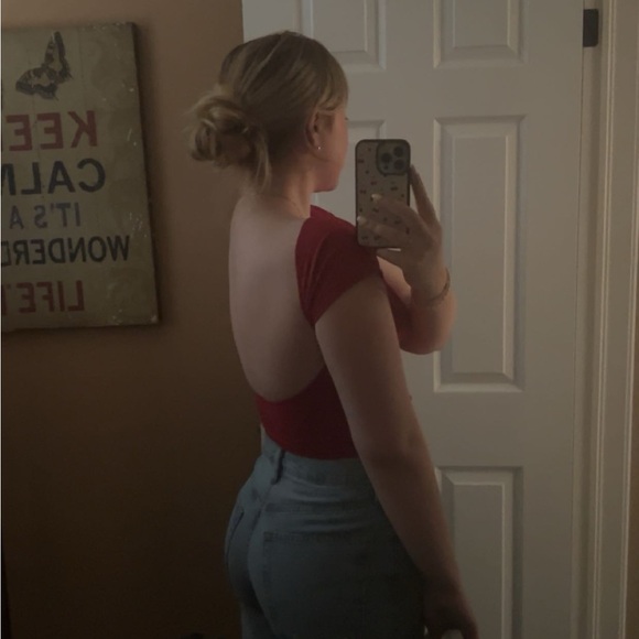 Meet your Posher, Anika - Picture 1 of 1